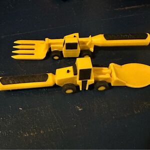 Kids Construction Vehicle Utensil Set - Yellow and Black